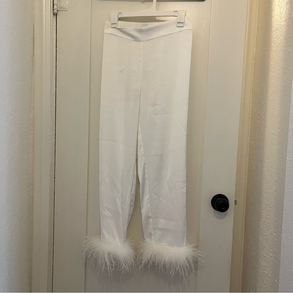 Nadine Merabi "Darcie" Feather Pajamas in White - Size S/M - Picture 9 of 12
